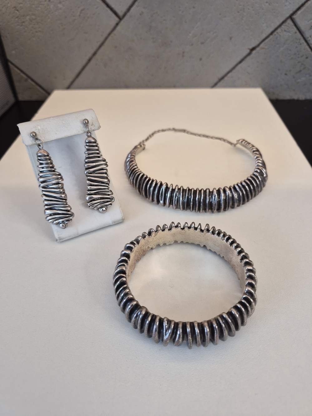 Sterling Silver Moderist Brutlist Choker, Bangle, Earrings, Stamped 925 115g TW.